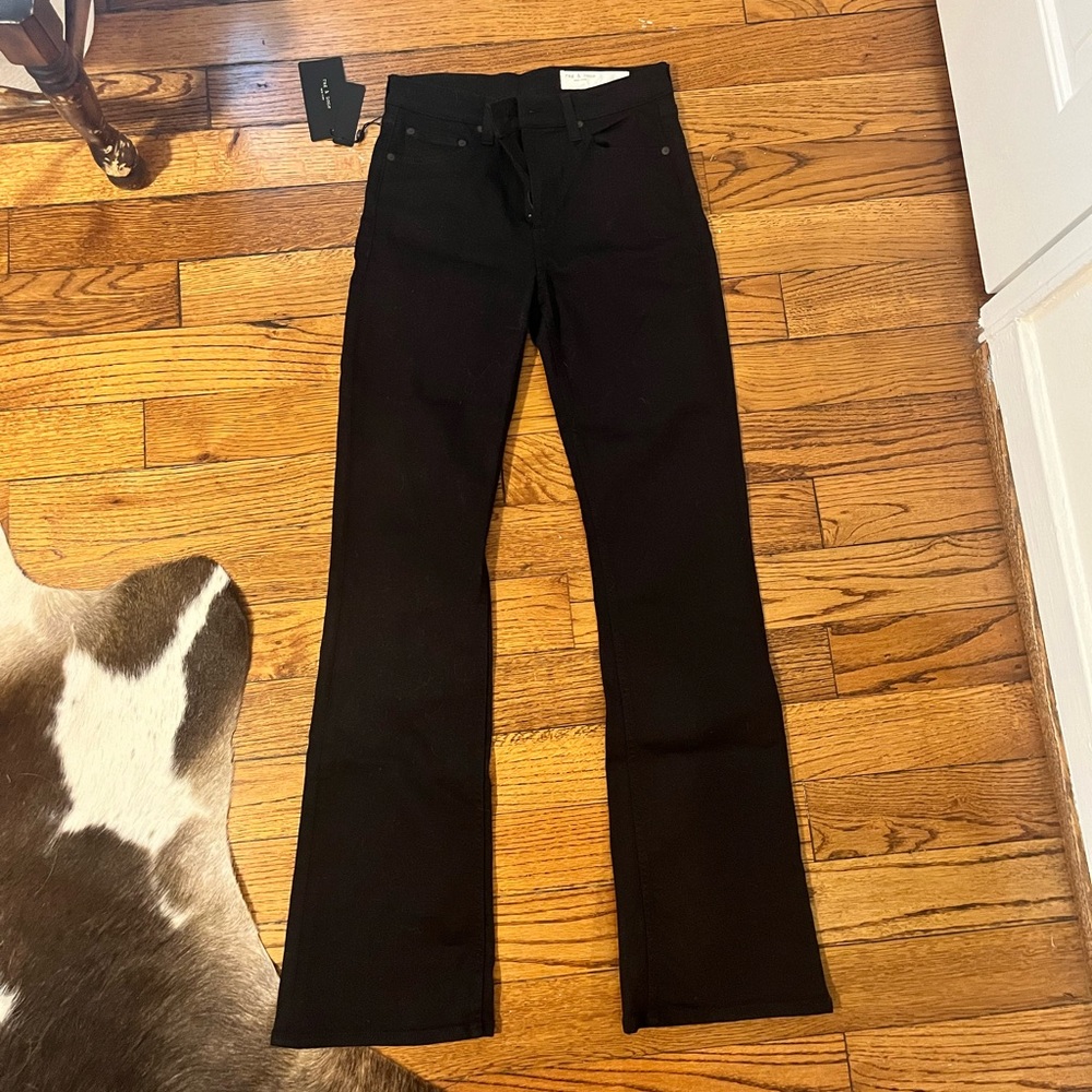 Rag and Bone Peyton Midrise Bootcut Jean in Black - size 26
